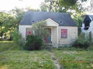 16710 Dolphin St, Detroit, MI 48219