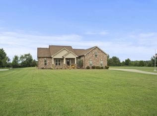 135 Wind Wood Dr, Portland, TN 37148
