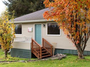 4957 Clover Ln, Homer, AK 99603