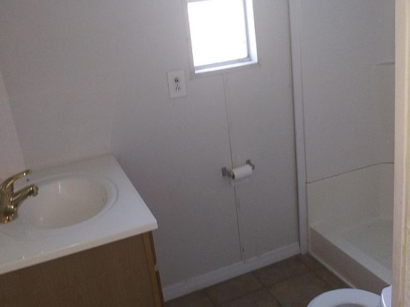 4th image of 47 Aa St