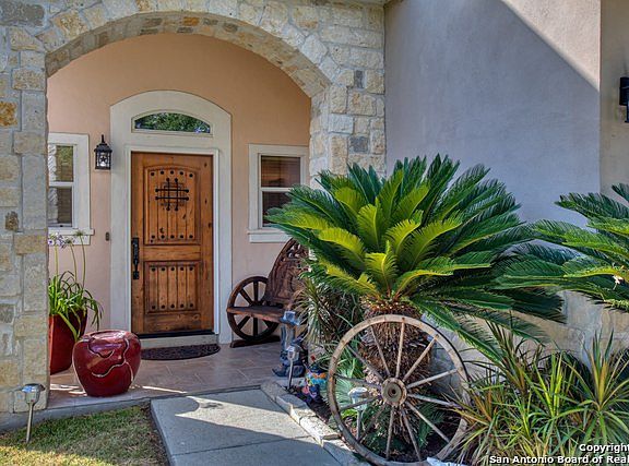 2nd image of 4543 Shavano Ct