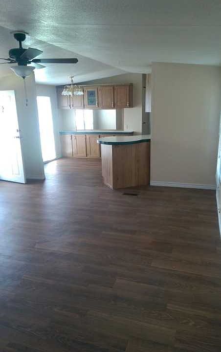 1st image of 2169 Oak St