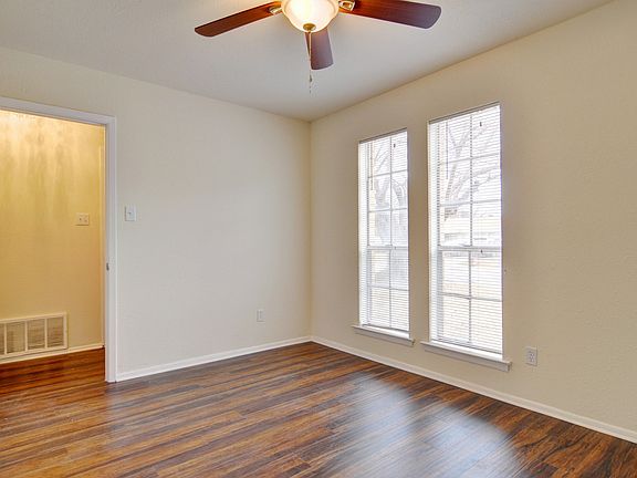 3rd image of 5124 Cloyce Ct