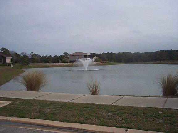 5th image of 16 Parkview Cir