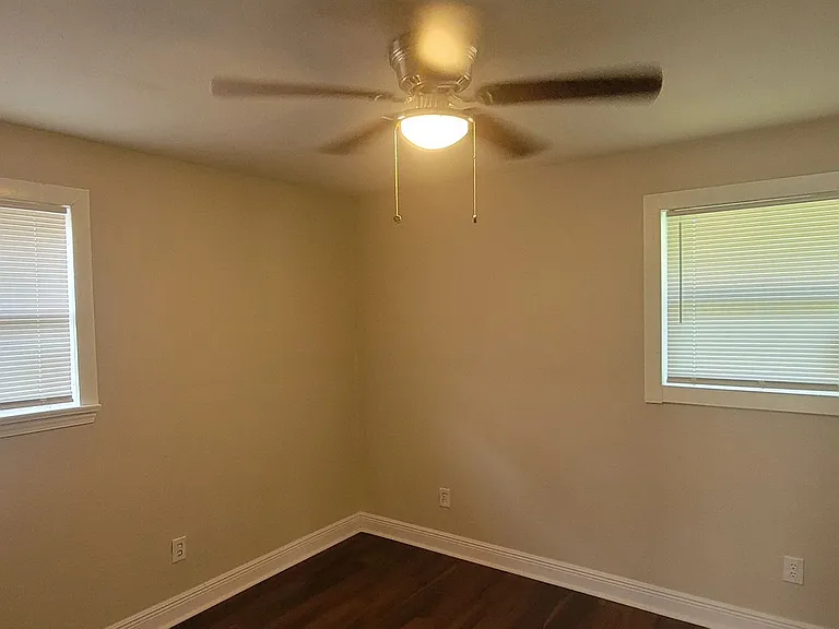 4541 Bonita Dr — Photo 7