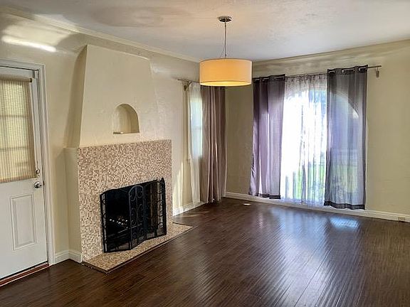4th image of 605 La Paloma Ave