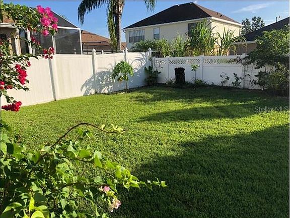 2nd image of 2747 Herons Landing Dr