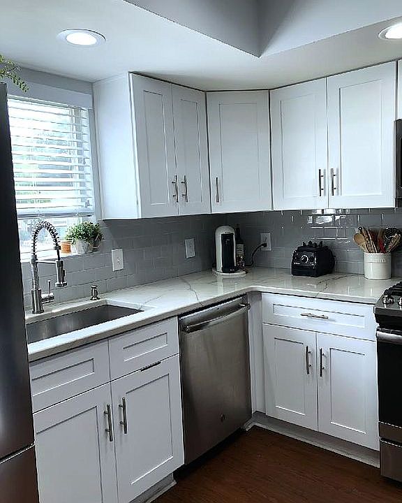 1st image of 36 Rumson Ct SE