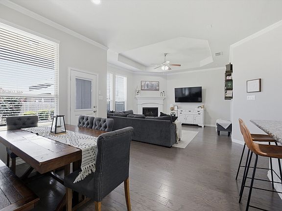 5th image of 5113 Dominica Ln