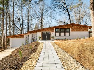 2949 Horse Shoe Dr, Atlanta, GA 30316