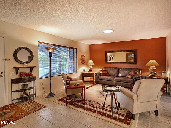 4th image of 1505 N Paseo Del Cervato