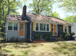 317 Shawnee Dr, Brick, NJ 08724