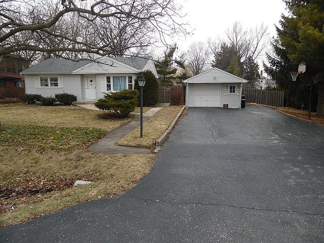 1st image of 23W578 Woodworth Pl