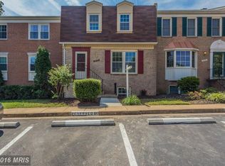 8533 Hilltop Rd, Vienna, VA 22180