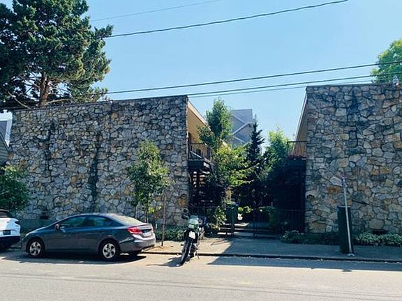 2nd image of 2356-2364 NW Overton St #3E