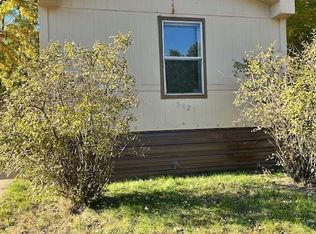 5421 Quail Dr, La Crosse, WI 54601