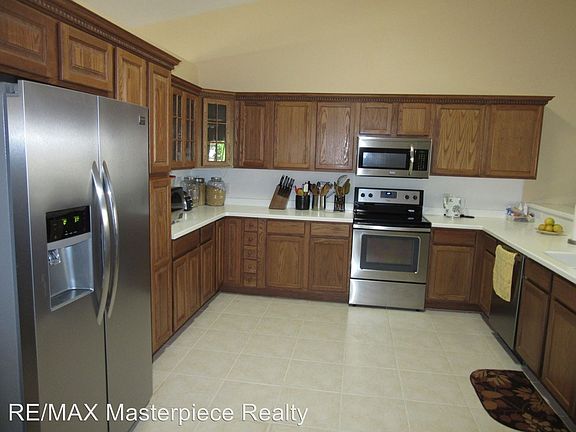 2nd image of 1254 SW San Esteban Ave