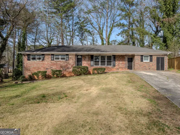 2428 Pine Springs Ct, Decatur, GA 30034