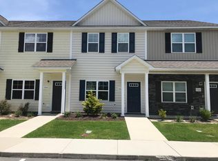 702 Justice Farm Dr, Sneads Ferry, NC 28460