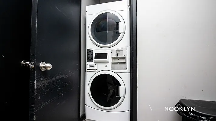 Rented by Nooklyn NYC LLC | media 76