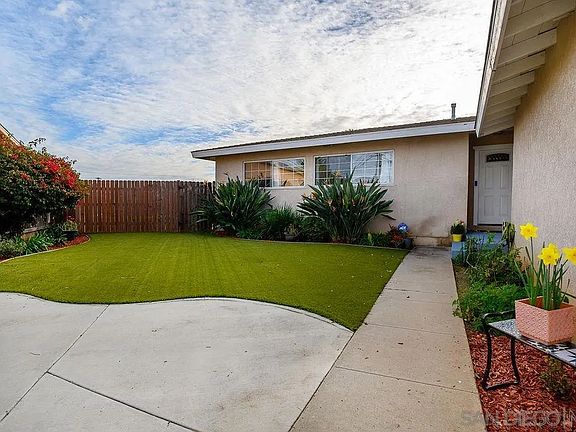 2nd image of 4901 Westover Pl