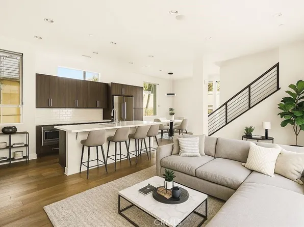 2201 Tom Mix Rd, Los Angeles, CA 90026