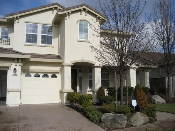 6240 Crater Lake Dr, Roseville, CA 95678