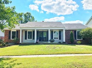5767 White Pine Dr, Saint Louis, MO