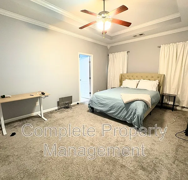 109 Oxmoor Place Cir — Photo 8
