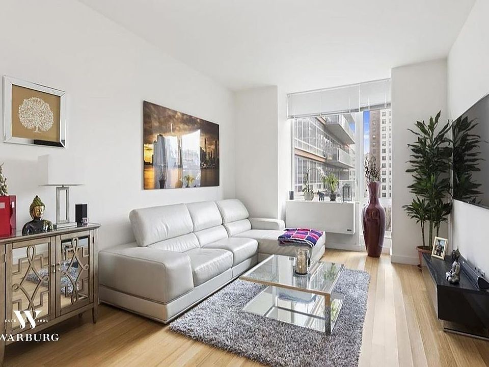 1st image of 450 W 17th St APT 1115