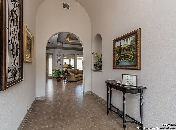 3rd image of 19502 Brooke Pl