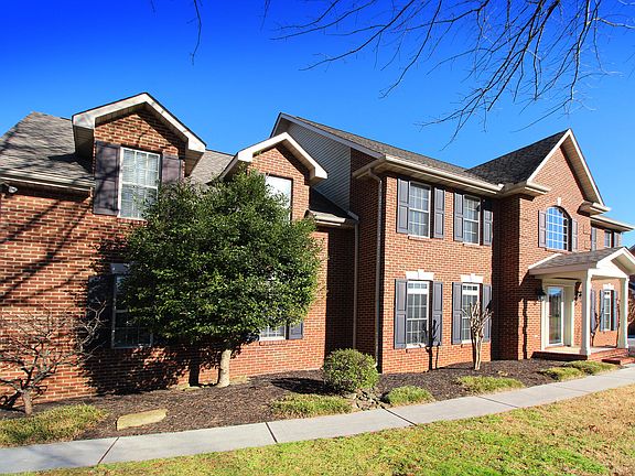 4th image of 3418 Bridlebrooke Dr