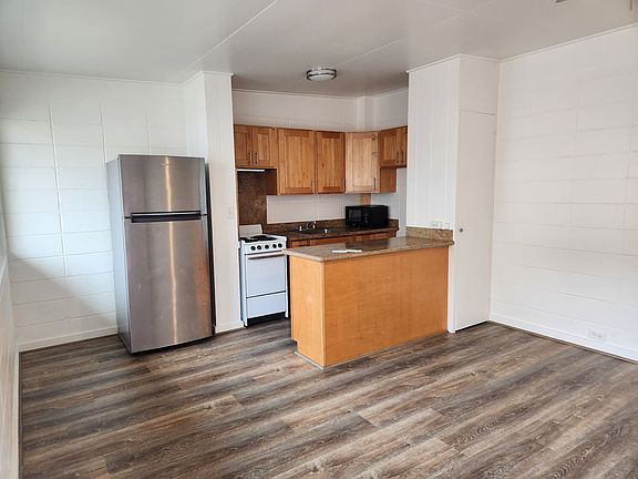 3rd image of 1519 Alapai St #7