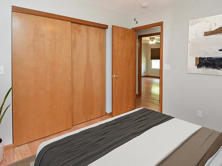 242 Weber Rd — Photo 12