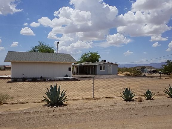 3rd image of 4068 W Crystal Dr