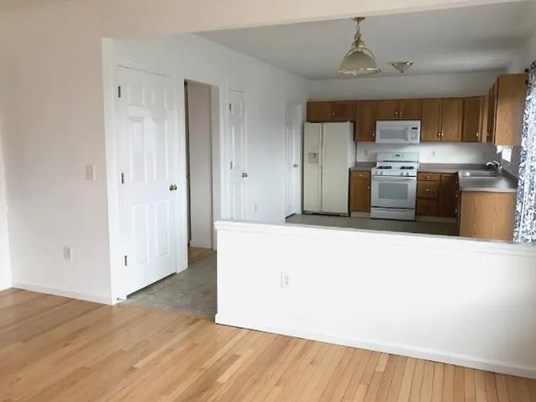 27 Tum A Lum Cir — Photo 26