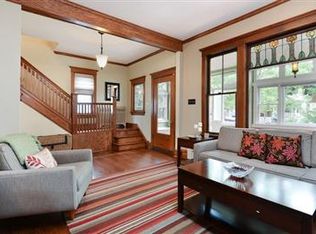 3810 N Ridgeway Ave, Chicago, IL 60618