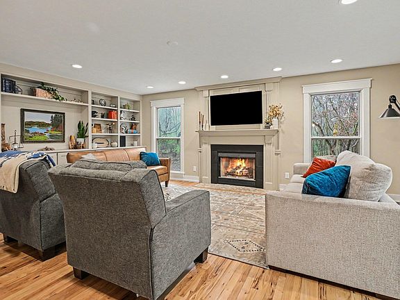 4th image of 21758 E Sandy Hill Ln