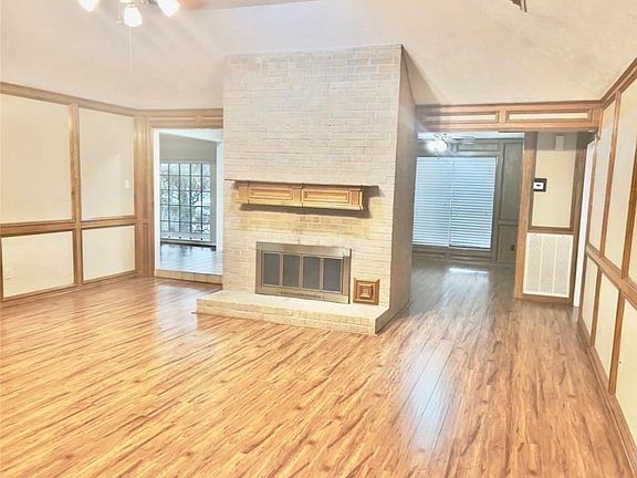 5th image of 22527 Wildwood Grove Dr