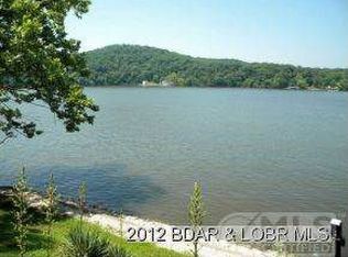 696 Georgene Rd, Camdenton, MO 65020