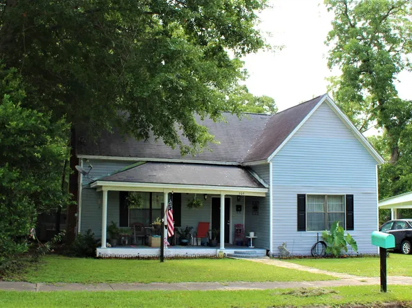 307 Barnes St, Opp, AL 36467