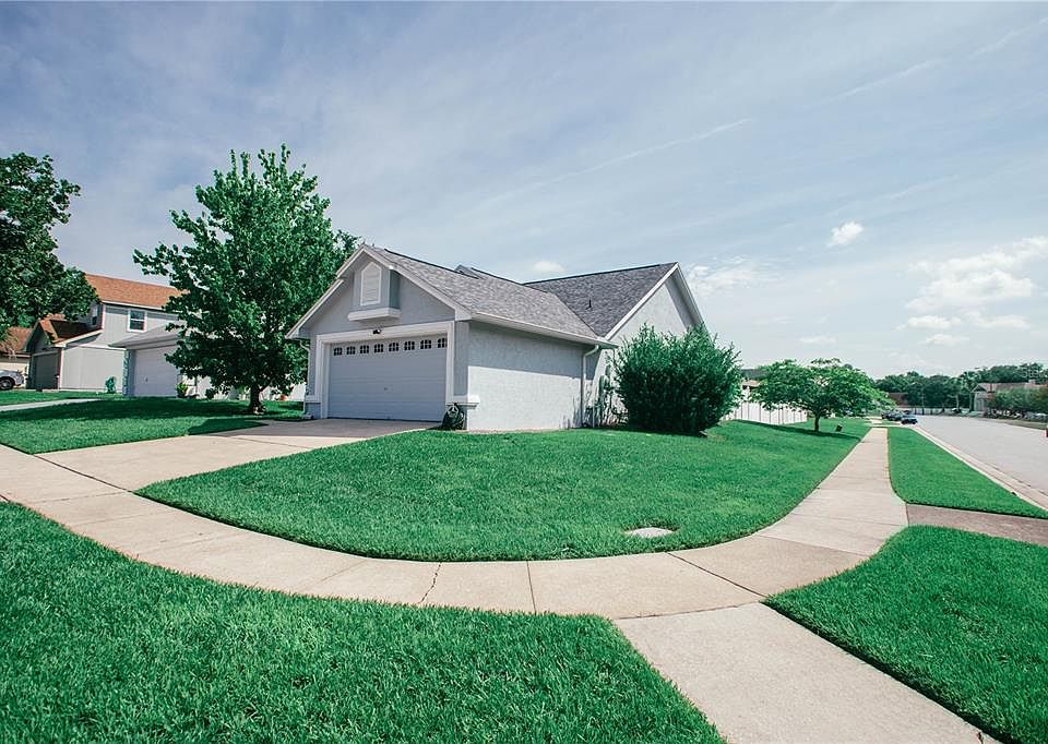 1st image of 2203 BARKWOOD COURT