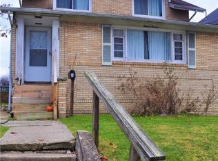 1113 Negley St, Farrell, PA 16121