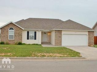1113 Woodland Rdg, Monett, MO 65708