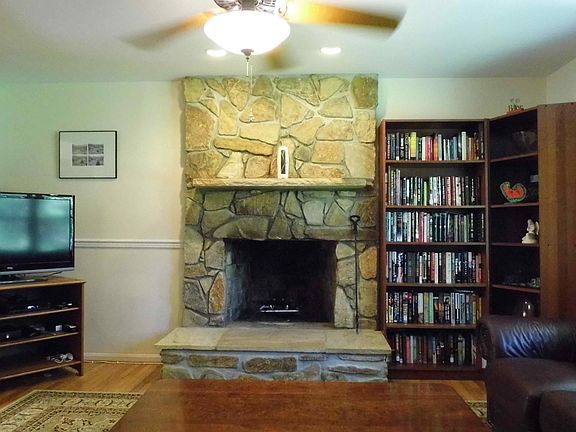 5th image of 11470 Archer Cir