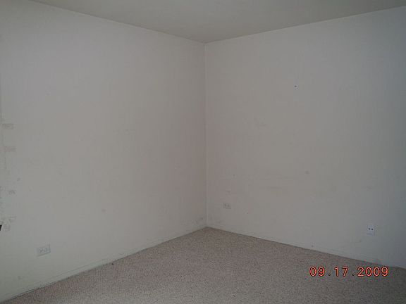 5th image of 1325 E Wyndham Cir APT 104