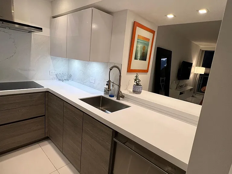 1000 West Ave #407 — Photo 7