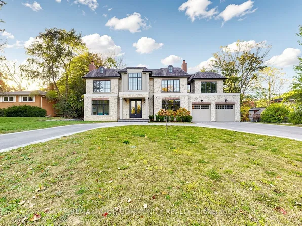 1427 Lakeshore Rd W, Oakville, ON L6L 1G4