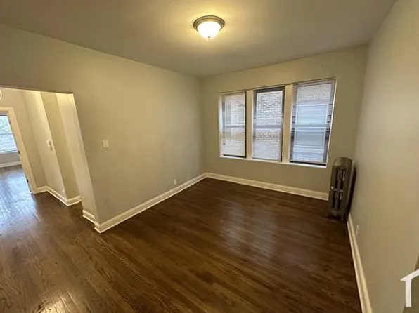 7932 S Wabash Ave, Chicago, IL 60619