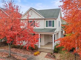 1024 Summerset Dr, Pittsburgh, PA 15217